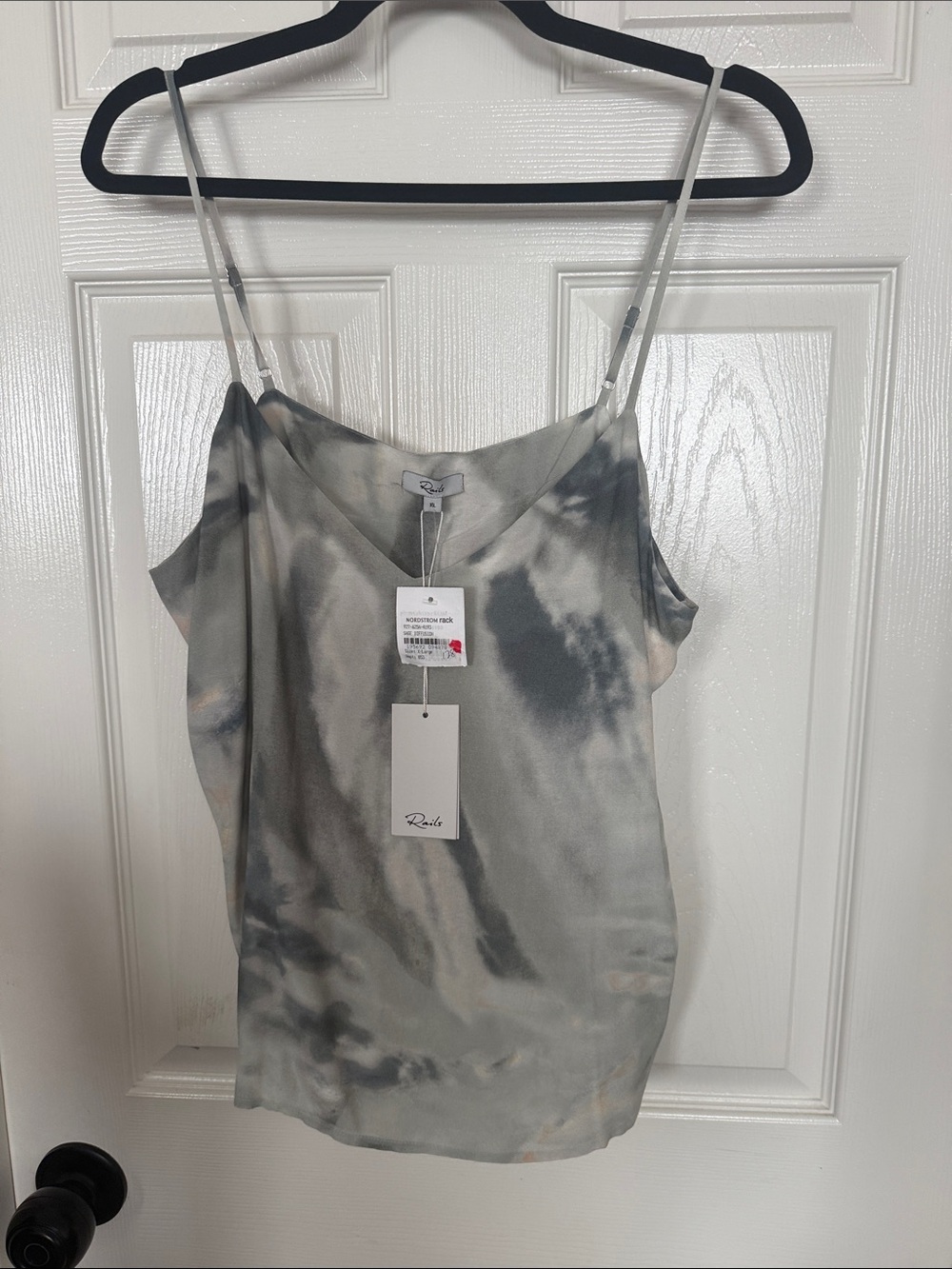 Women’s top camisole style size XL BNWT